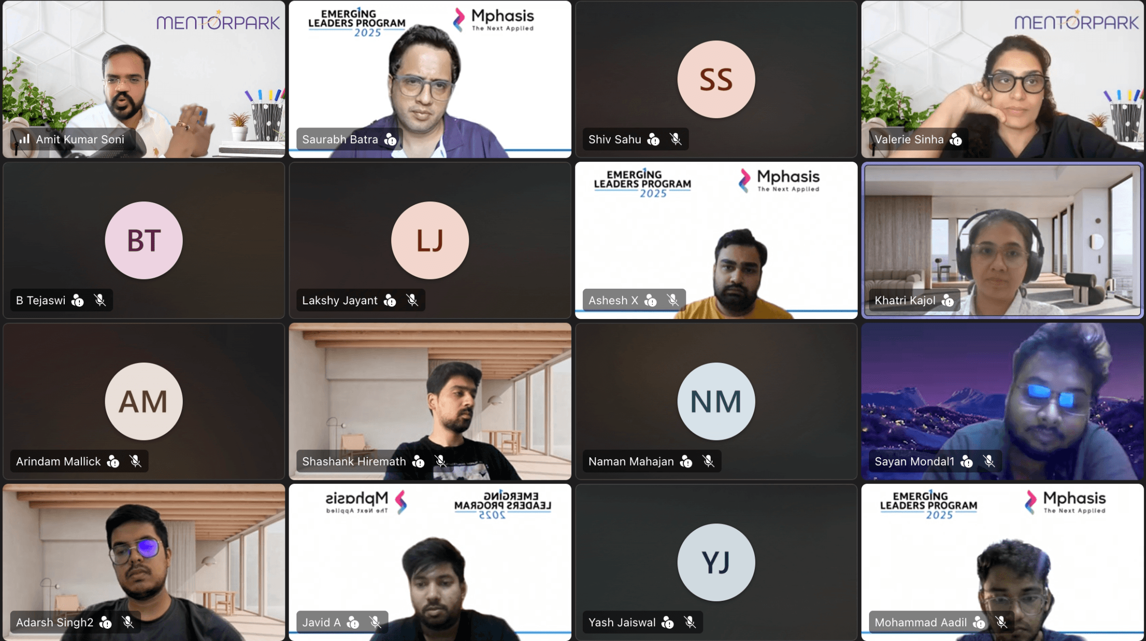 An accessible AI literacy session in a community setting.